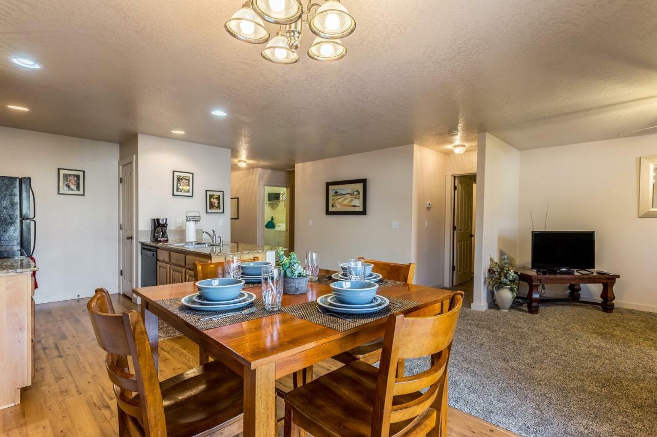 Gray Cloud Townhomes Meridian Extérieur photo